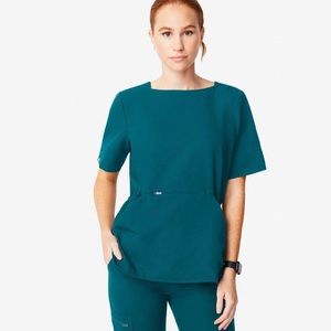 NWT Figs Remera Convertible Caribbean Blue Top